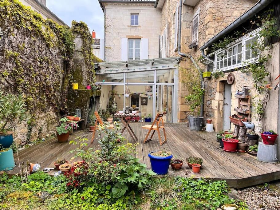 Grande Chambre Chez L'Artiste-Peintre La Réole Kültér fotó
